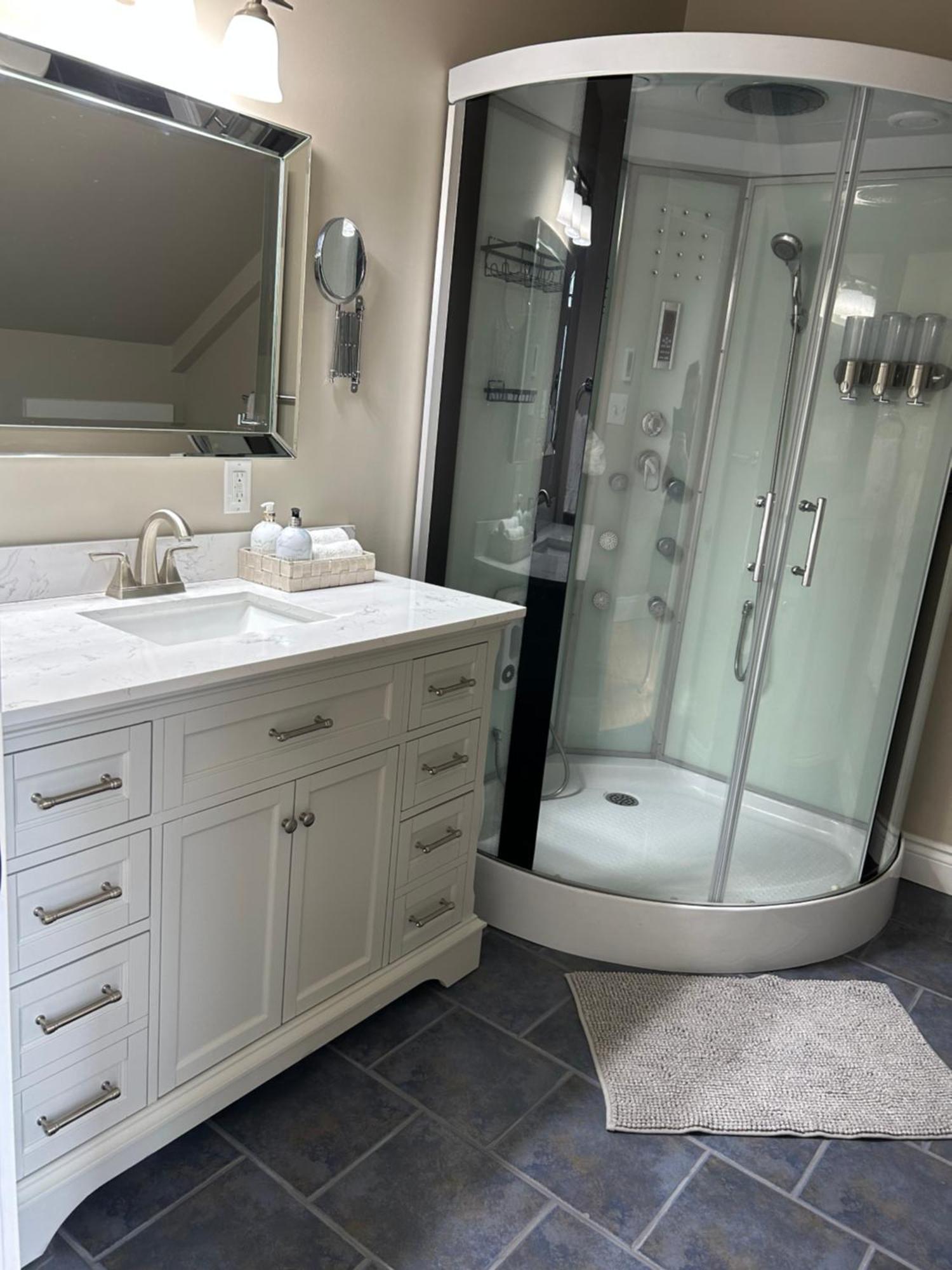 Tides Inn Guest Suites Halls Harbour Extérieur photo