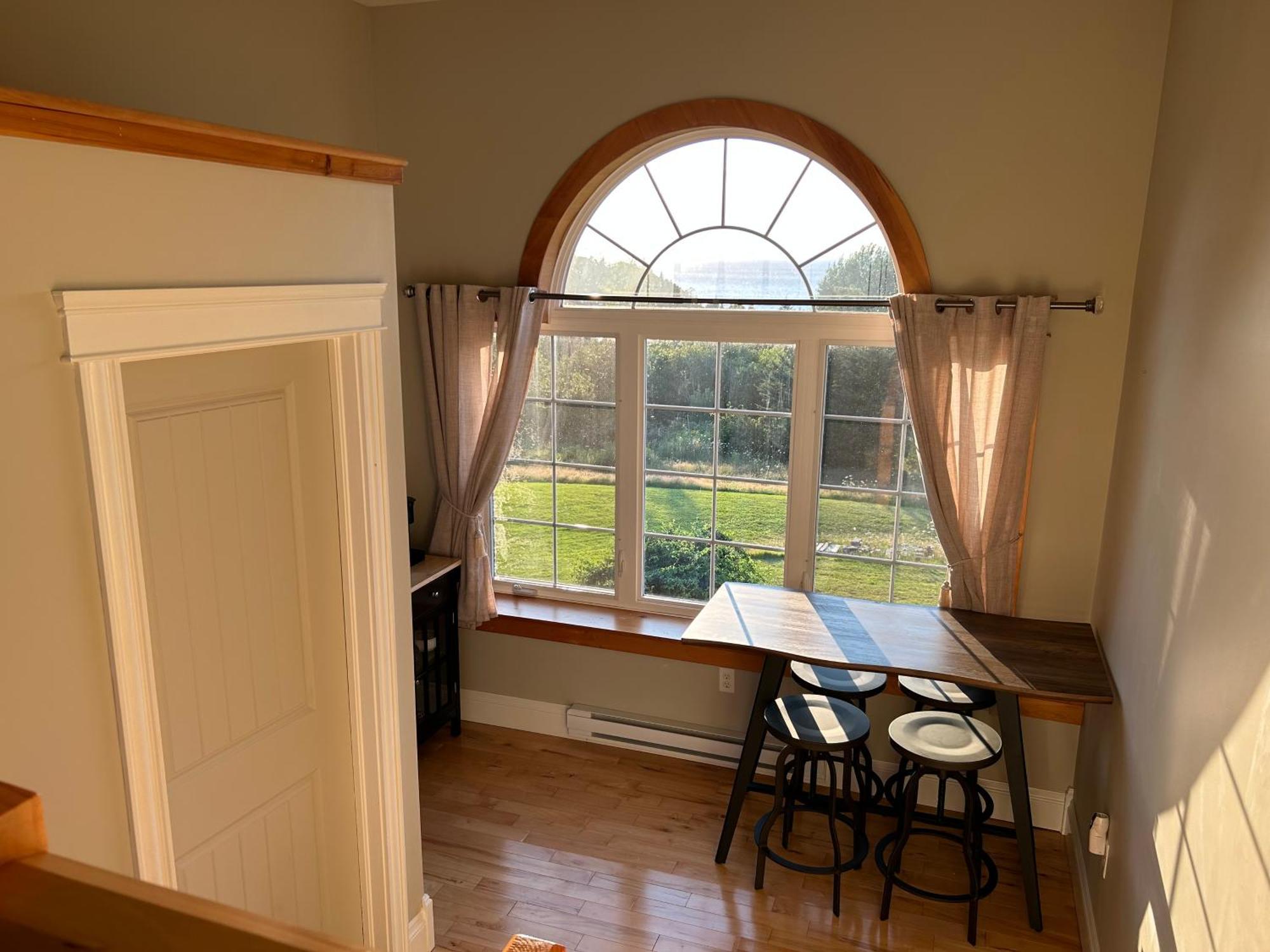 Tides Inn Guest Suites Halls Harbour Extérieur photo